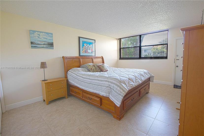 Picture of 491 Racquet Club Rd # 113, Weston FL 33326