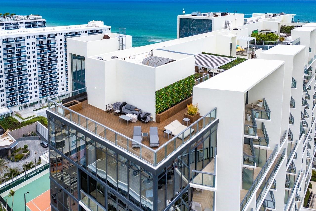 Picture of 2201 Collins Avenue, Miami Beach, FL 33139