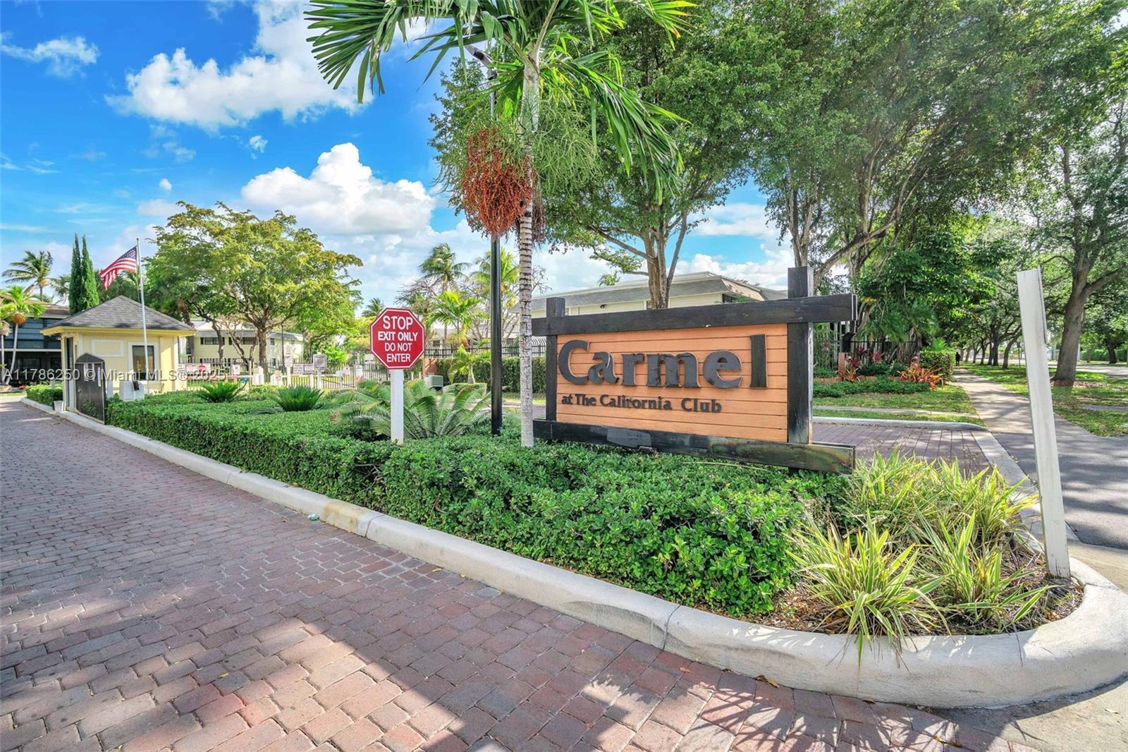 Picture of 771 NE 199Th St # 205, Miami, FL 33179