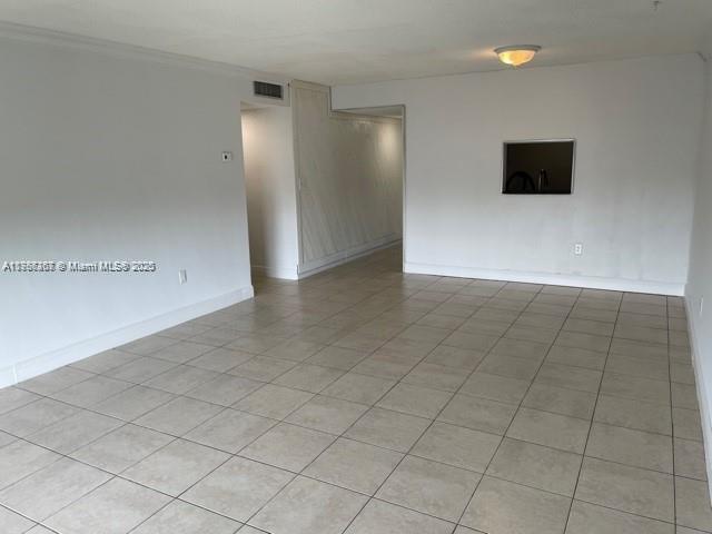 Picture of 11905 NE 2Nd Ave # C409, North Miami FL 33161