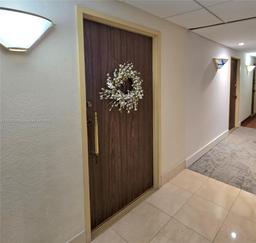 Picture of 5825 Collins Ave # 2D, Miami Beach, FL 33140