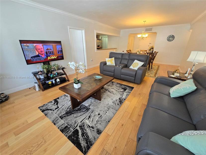 Picture of 5825 Collins Ave # 2D, Miami Beach FL 33140
