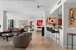Picture of 350 SE 2Nd St, Fort Lauderdale, FL 33301