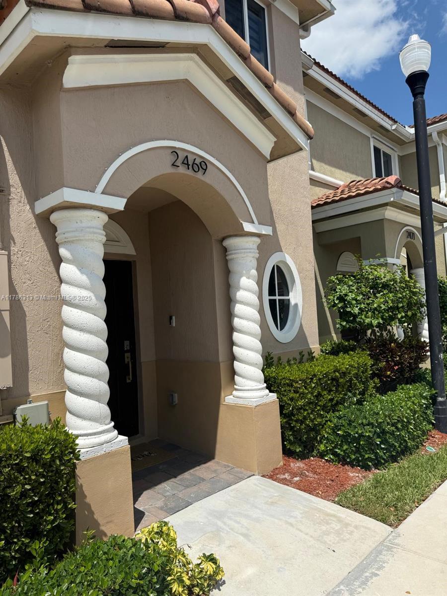 Picture of 2469 SE 10Th St, Homestead, FL 33035