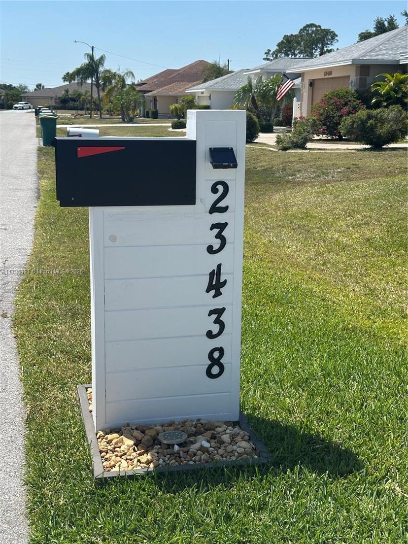 Picture of 23438 Nelson Ave, Port Charlotte FL 33954