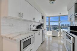 Picture of 3500 Mystic Pointe Dr # 2101, Aventura, FL 33180