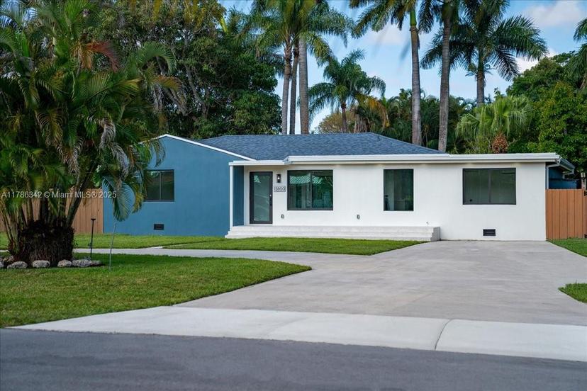 Picture of 13800 S Biscayne River Rd, Miami FL 33161