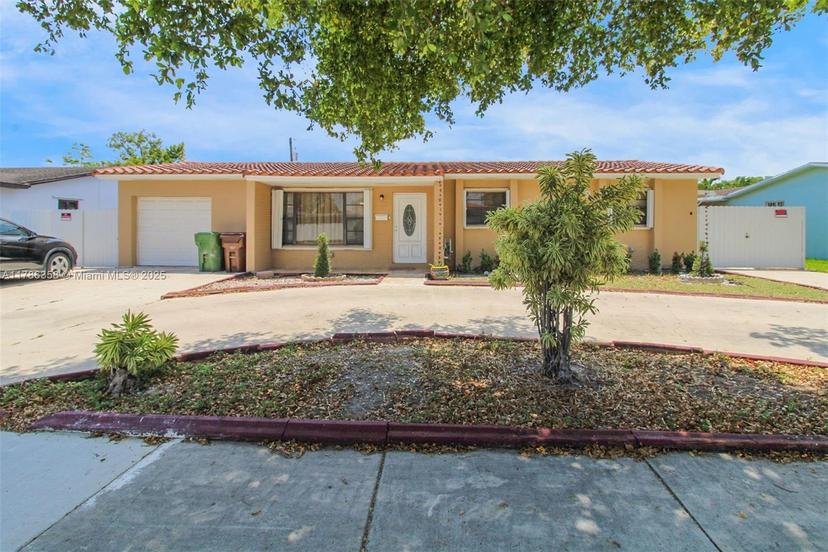 Picture of 1470 W 76Th St, Hialeah FL 33014