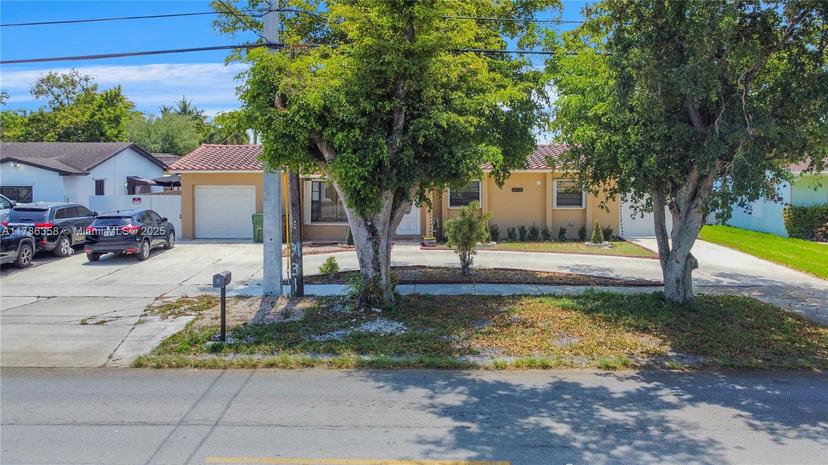 Picture of 1470 W 76Th St, Hialeah FL 33014