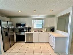 Picture of 6081 SE Landing Way # 8, Stuart, FL 34997