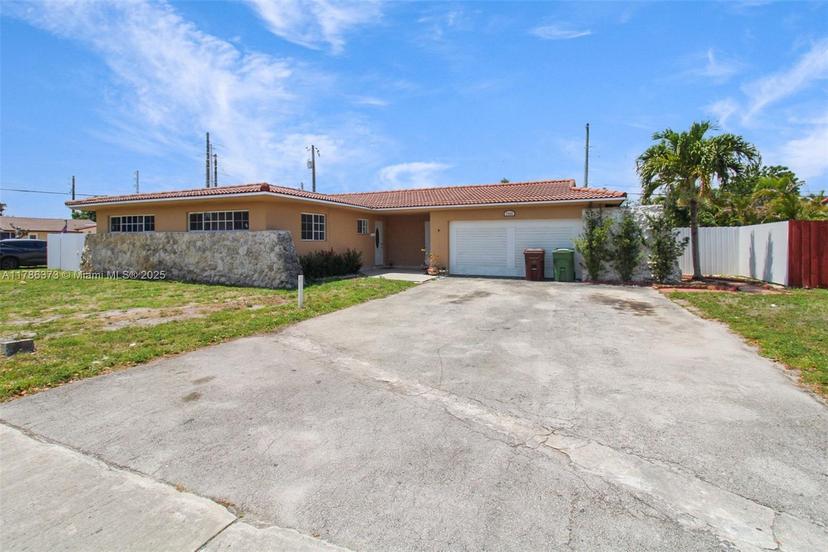 Picture of 7600 W 15Th Ave, Hialeah FL 33014