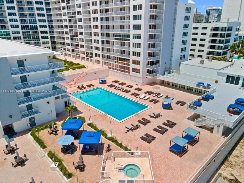 Picture of 5401 Collins Ave. # 622, Miami Beach FL 33140