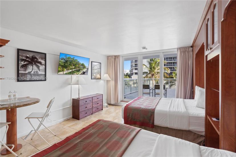 Picture of 19201 Collins Ave # 122, Sunny Isles Beach FL 33160