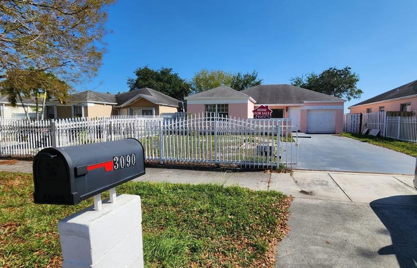 Picture of 3090 NW 203Rd Ter, Miami Gardens FL 33056