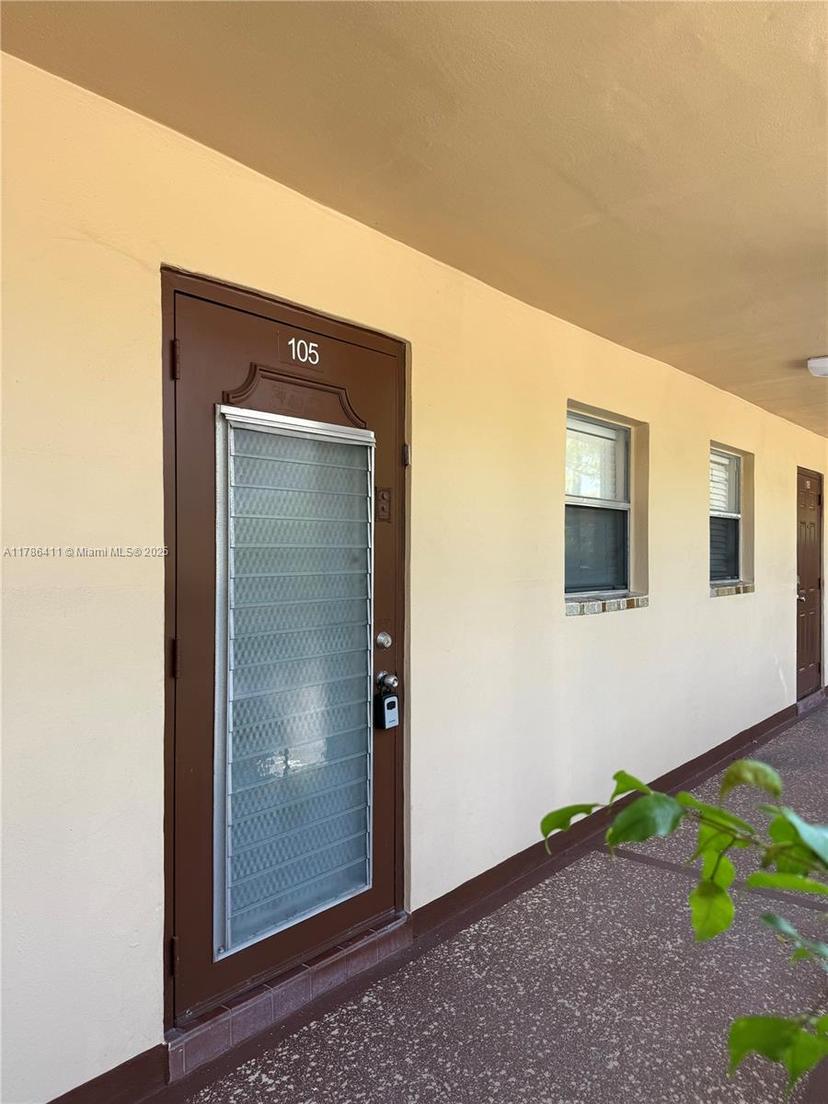 Picture of 8920 Sunrise Lakes Blvd # 105, Sunrise FL 33322