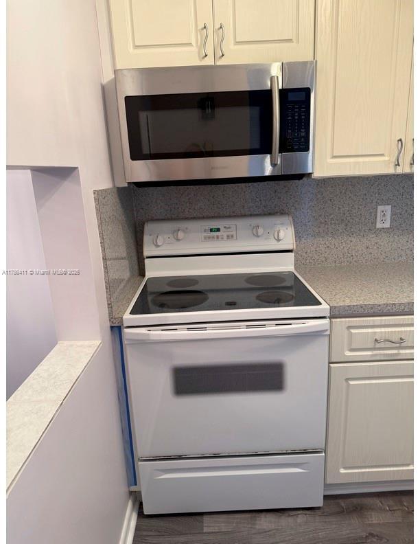Picture of 8920 Sunrise Lakes Blvd # 105, Sunrise FL 33322