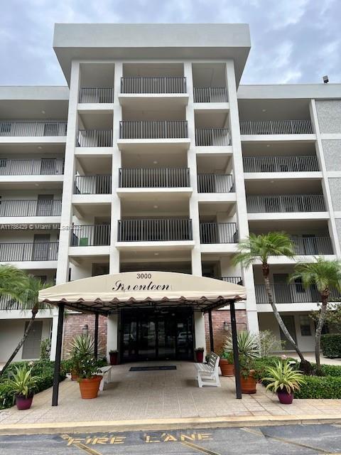 Picture of 3000 S Course Dr # 501, Pompano Beach FL 33069