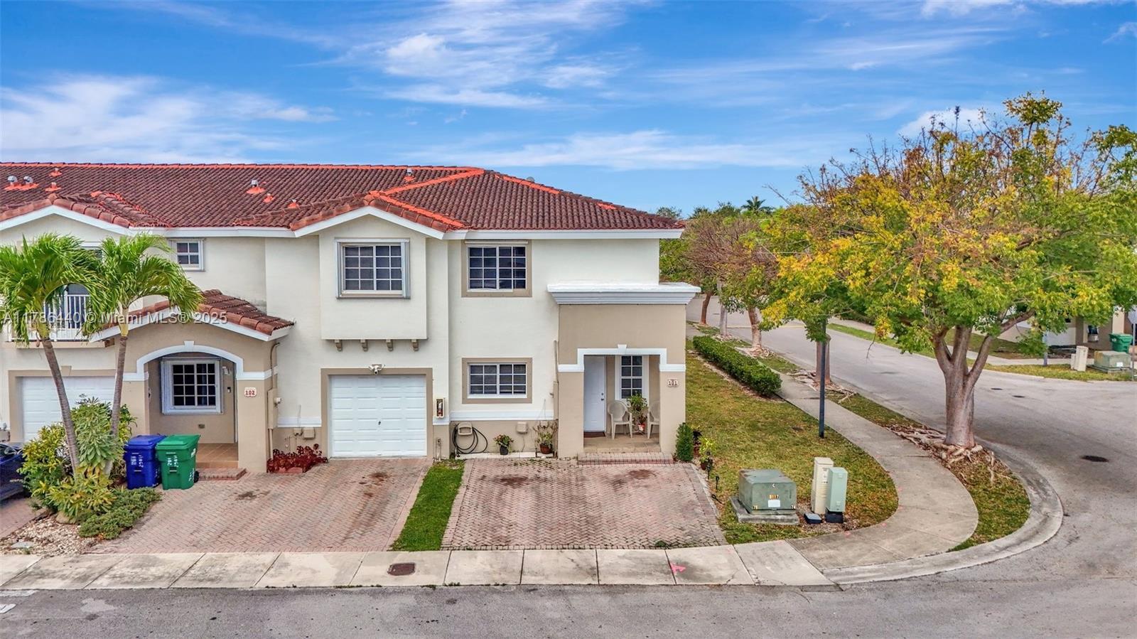 Picture of 14062 SW 260Th St # 101, Homestead, FL 33032