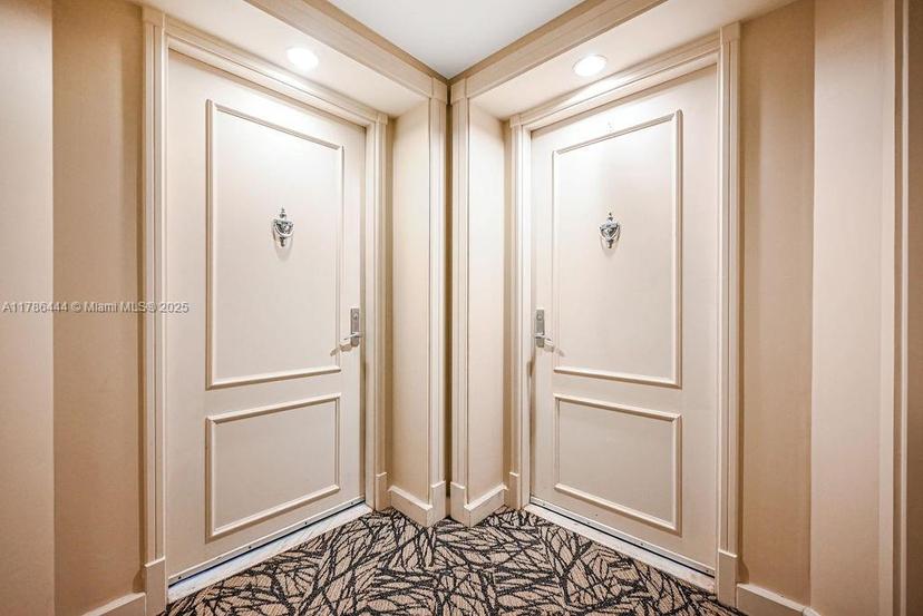 Picture of 701 Brickell Key Blvd # 610, Miami FL 33131