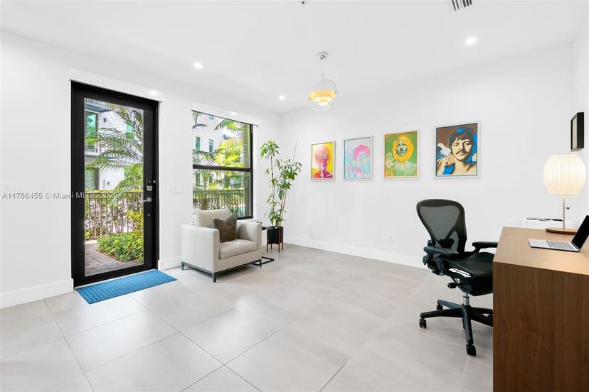 Picture of 625 NE 22Nd Dr, Wilton Manors FL 33305