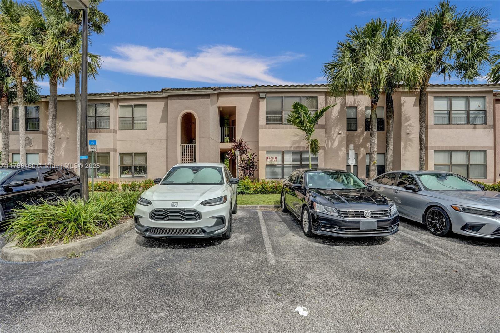 Picture of 2946 S University Dr # 7108, Davie, FL 33328