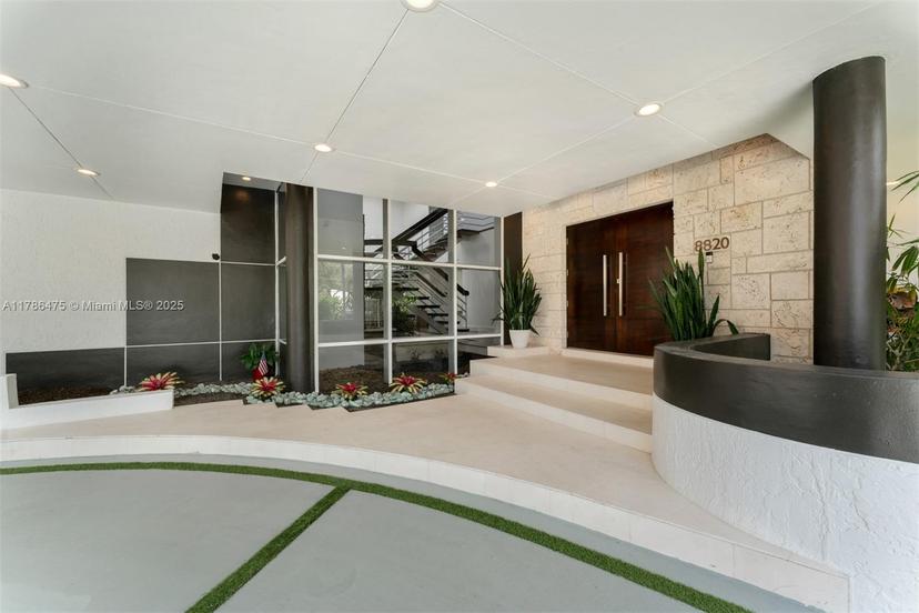 Picture of 8820 SW 104Th St, Miami FL 33176