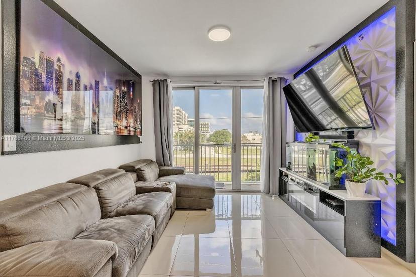 Picture of 2651 NE 212Th Ter # 305, Miami FL 33180