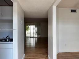 Picture of 14175 SW 87Th St # C211, Miami, FL 33183