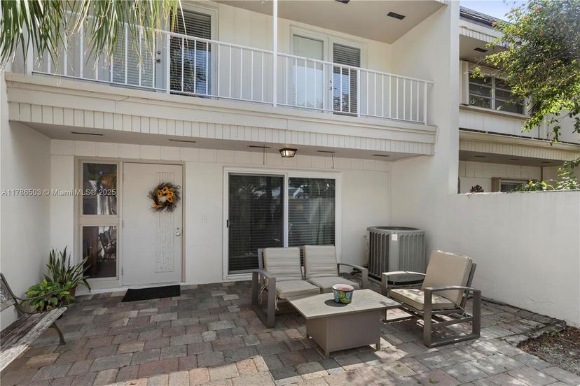 Picture of 8306 SW 81St Ter, Miami FL 33143
