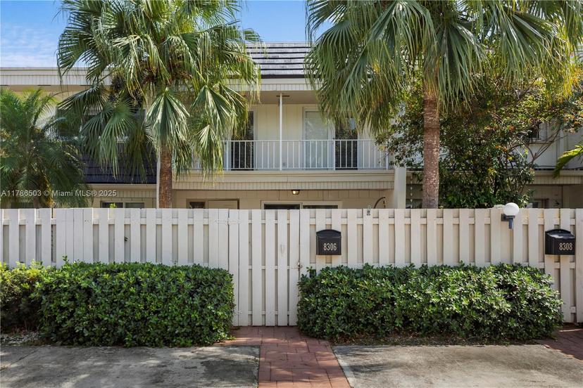 Picture of 8306 SW 81St Ter, Miami FL 33143