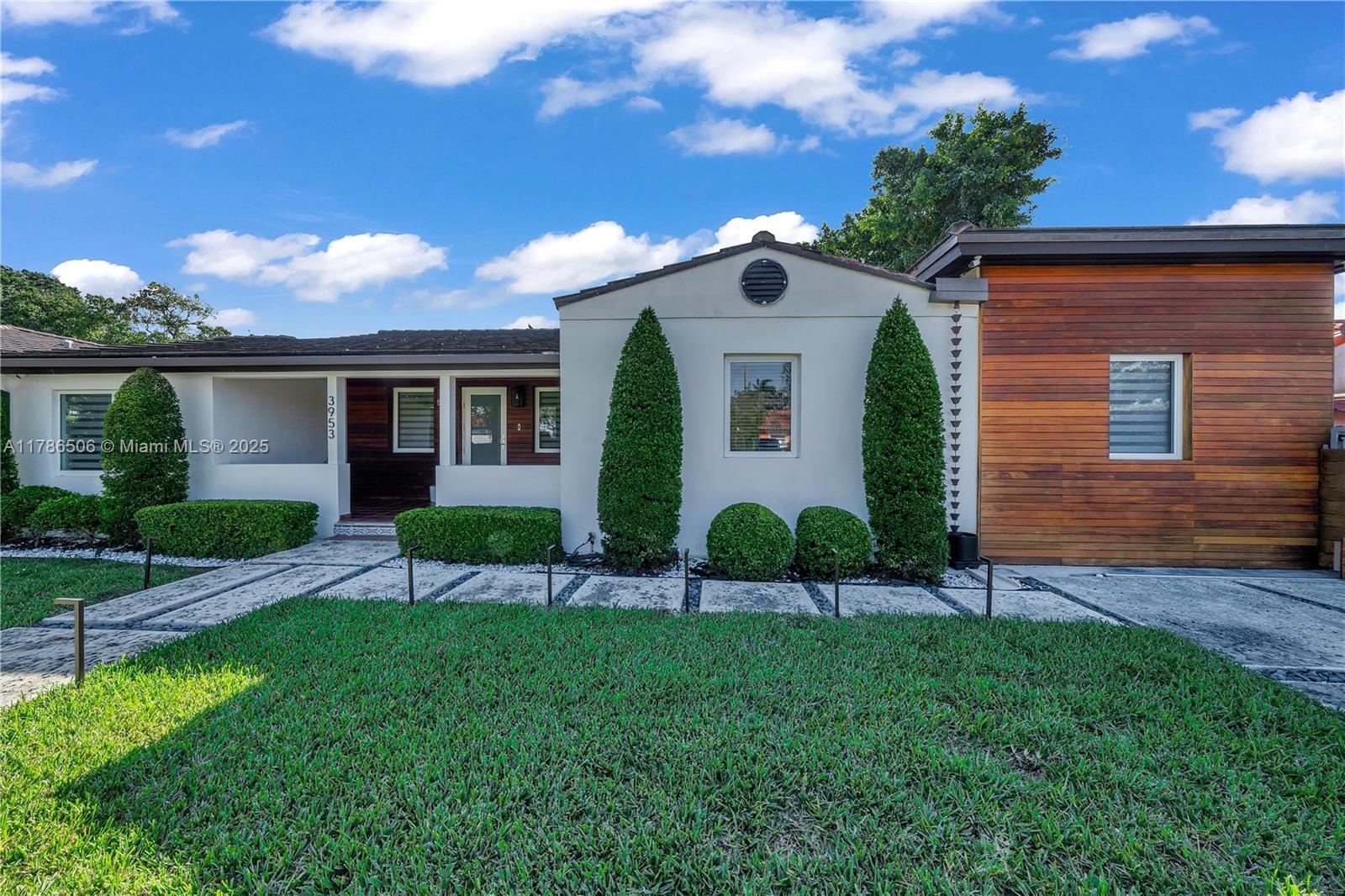 Picture of 3953 SW 60Th Ave, Miami, FL 33155