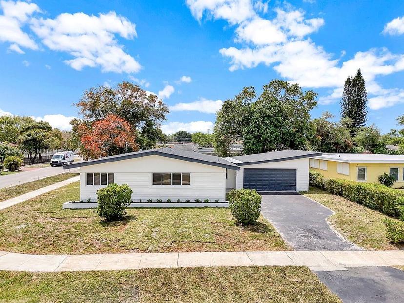 Picture of 3950 NW 189Th Ter, Miami Gardens FL 33055