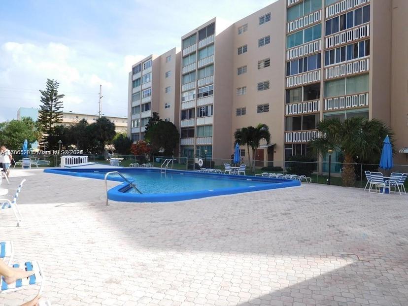 Picture of 319 NE 14Th Ave # 505, Hallandale Beach FL 33009