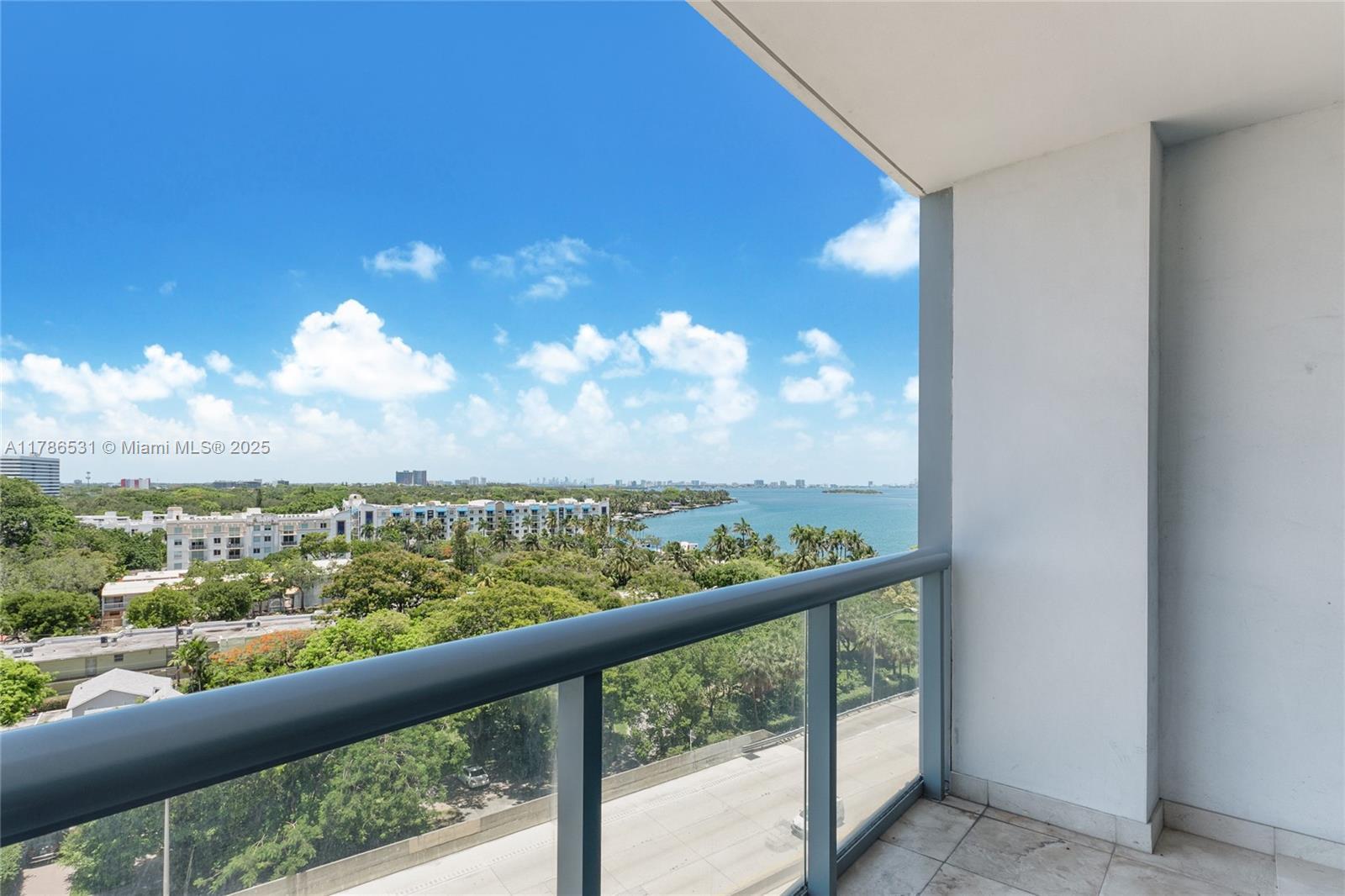 Picture of 601 NE 36Th St # 801, Miami, FL 33137