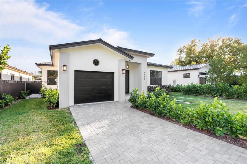 Picture of 8570 SW 198Th St, Cutler Bay FL 33189