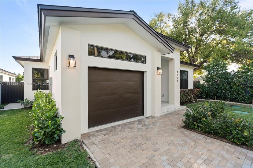 Picture of 8570 SW 198Th St, Cutler Bay FL 33189