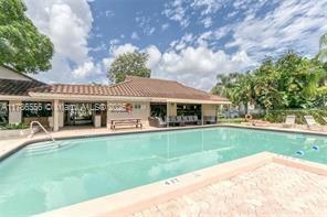Picture of 5310 NE 6Th Ave # A14, Oakland Park FL 33334