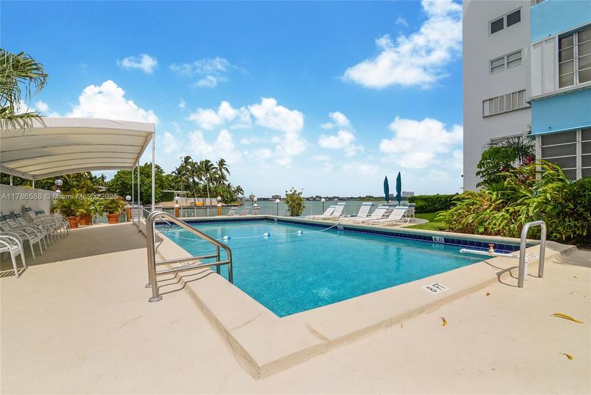 Picture of 10300 W Bay Harbor Dr # 9D, Bay Harbor Islands FL 33154