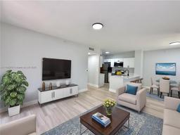 Picture of 7930 N Nob Hill Rd # 102, Tamarac, FL 33321