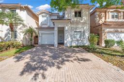 Picture of 6694 NW 107Th Pl, Doral, FL 33178