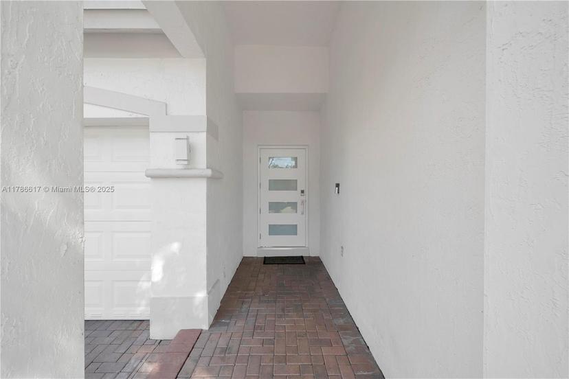 Picture of 6694 NW 107Th Pl, Doral FL 33178