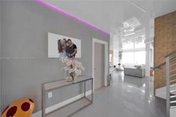Picture of 6694 NW 107Th Pl, Doral, FL 33178