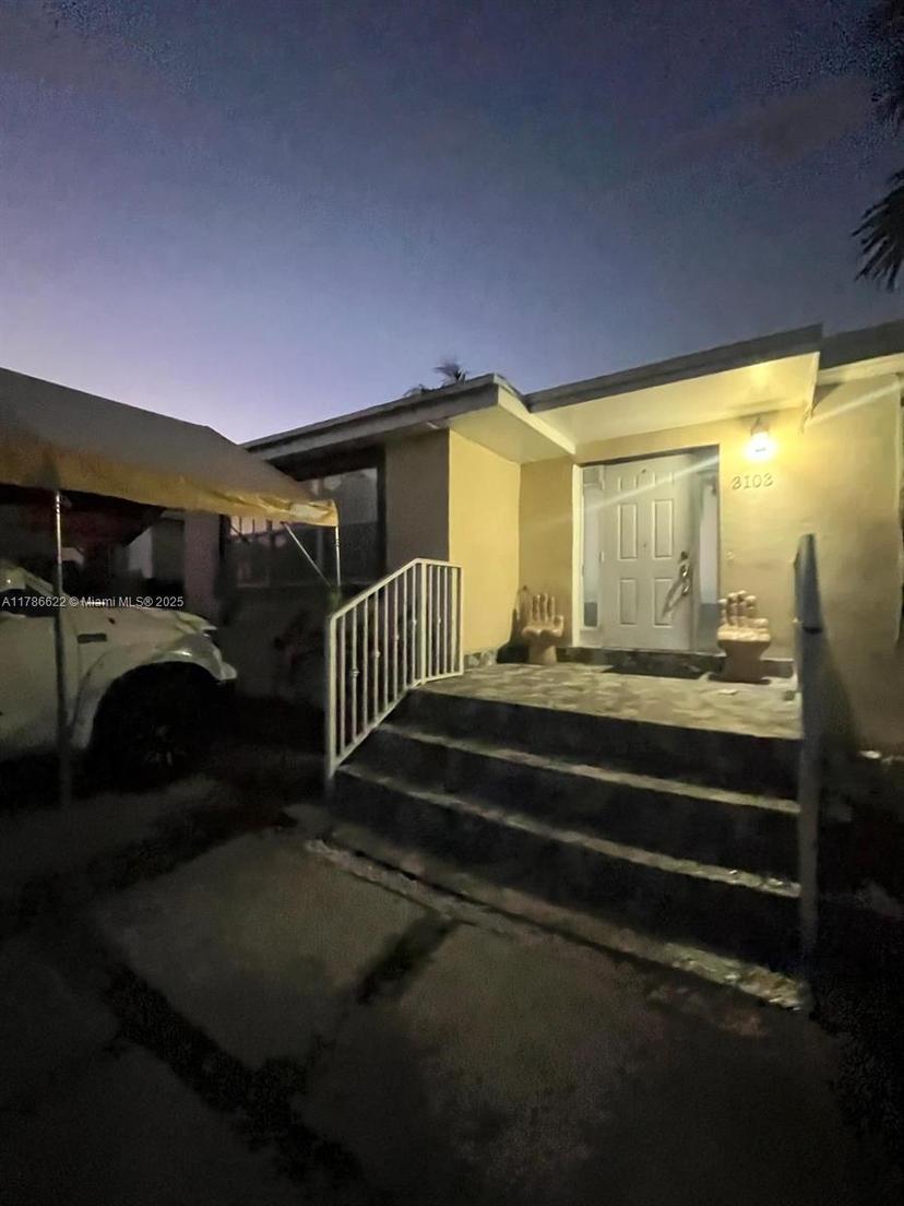 Picture of 3103 NW 157Th St, Miami Gardens FL 33054