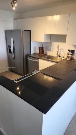 Picture of 2821 N Miami Beach Blvd # 5E, North Miami Beach, FL 33160