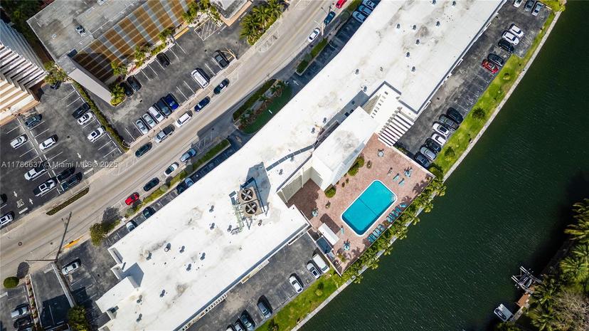 Picture of 401 Golden Isles Dr # 1012, Hallandale Beach FL 33009