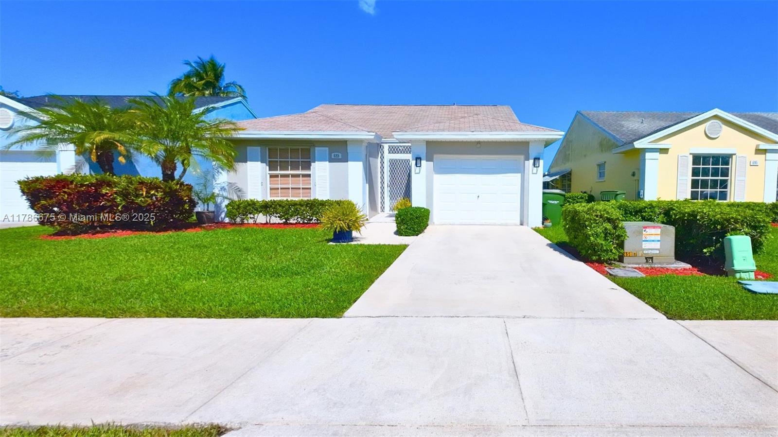 Picture of 685 SE 22Nd Ln, Homestead, FL 33033
