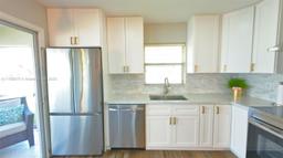 Picture of 685 SE 22Nd Ln, Homestead, FL 33033