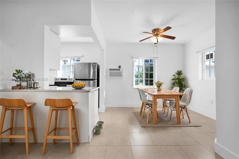 Picture of 1195 Marseille Dr # 5, Miami Beach FL 33141