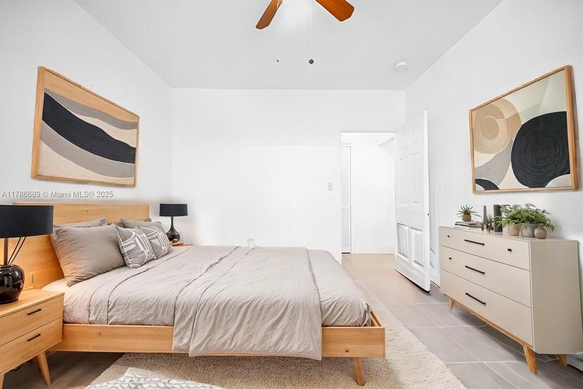Picture of 1195 Marseille Dr # 5, Miami Beach FL 33141