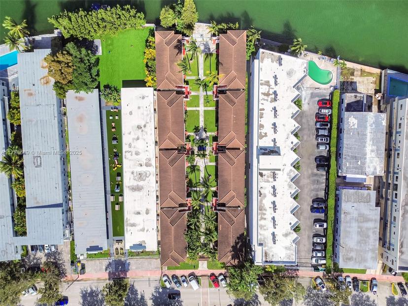 Picture of 1195 Marseille Dr # 5, Miami Beach FL 33141